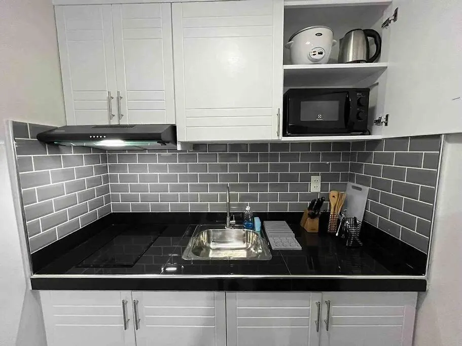One Bedroom Condo Subic Bay Morong  Apartamento